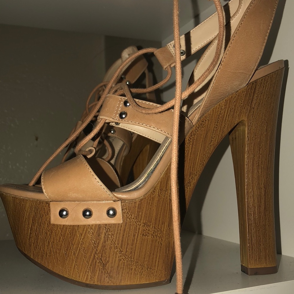 Jessica Simpson - like new , wore once